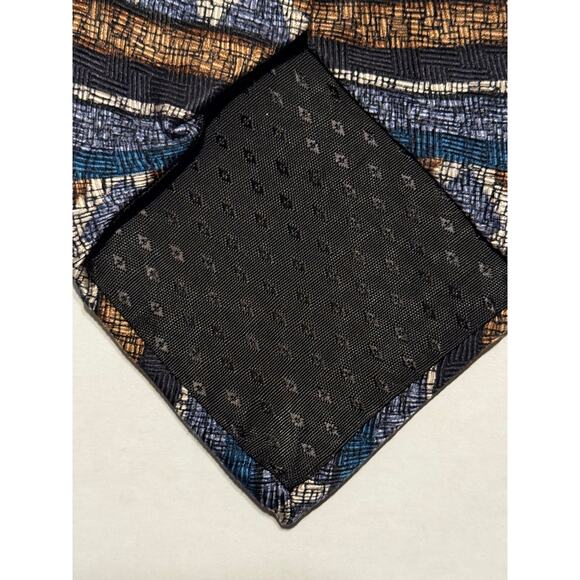 VTG Chez Roffe New York 100% Imported Silk Necktie Gold Blues Stone Black Colors - Picture 4 of 4